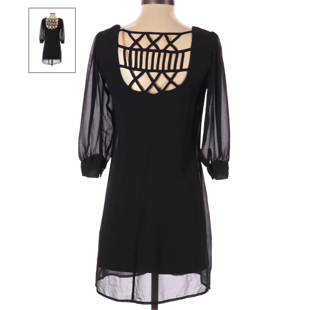 ❌SOLD❌Like NEW Want & Need Black Shift Dress w Sleeves and Lattice Back Accent - Picture 2 of 7